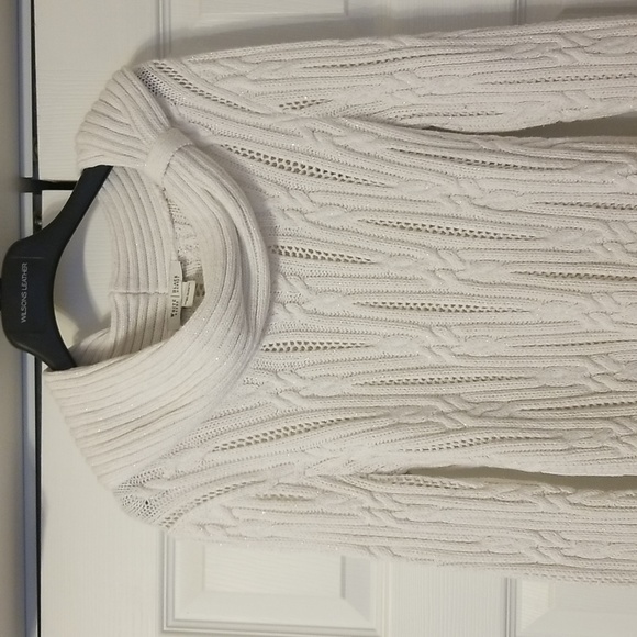 White House Black Market sweater - Picture 2 of 8